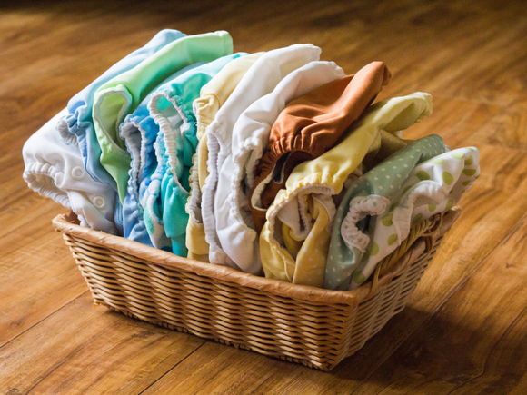 Cloth vs. Disposable Diapers: Which Should You Use?